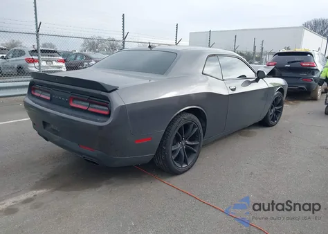 2017 Dodge Challenger Sxt Plus z USA, uszkodzony, nr VIN 2C3CDZAGXHH594819